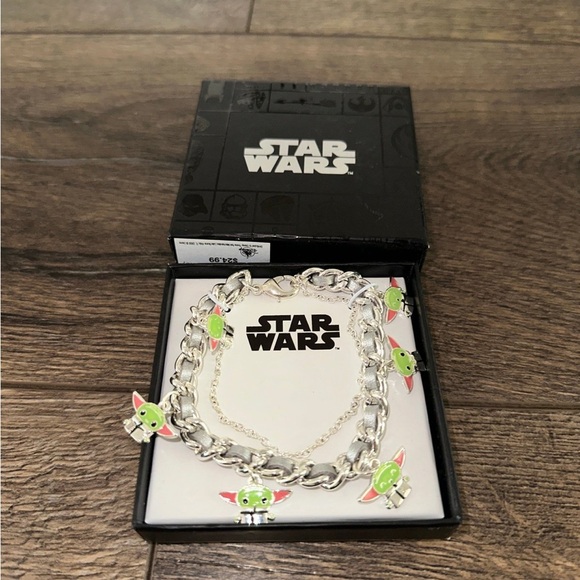 Star Wars - Picture 6 of 12